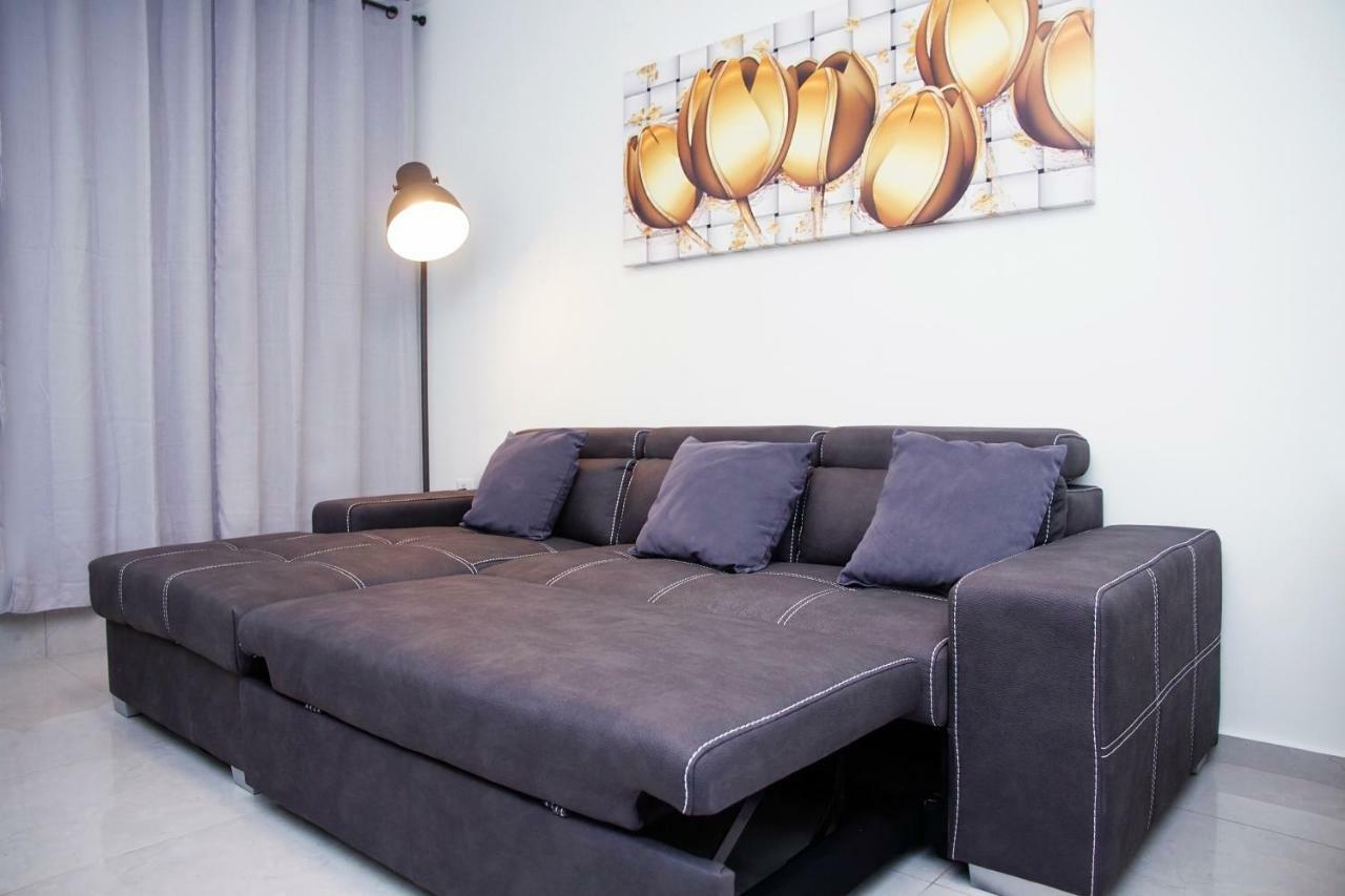 Apartments4You Maya Bat Yam Exteriör bild